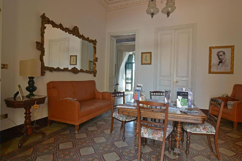 B&B Di Charme Camelie Palazzo Nicotra Riposto Dış mekan fotoğraf