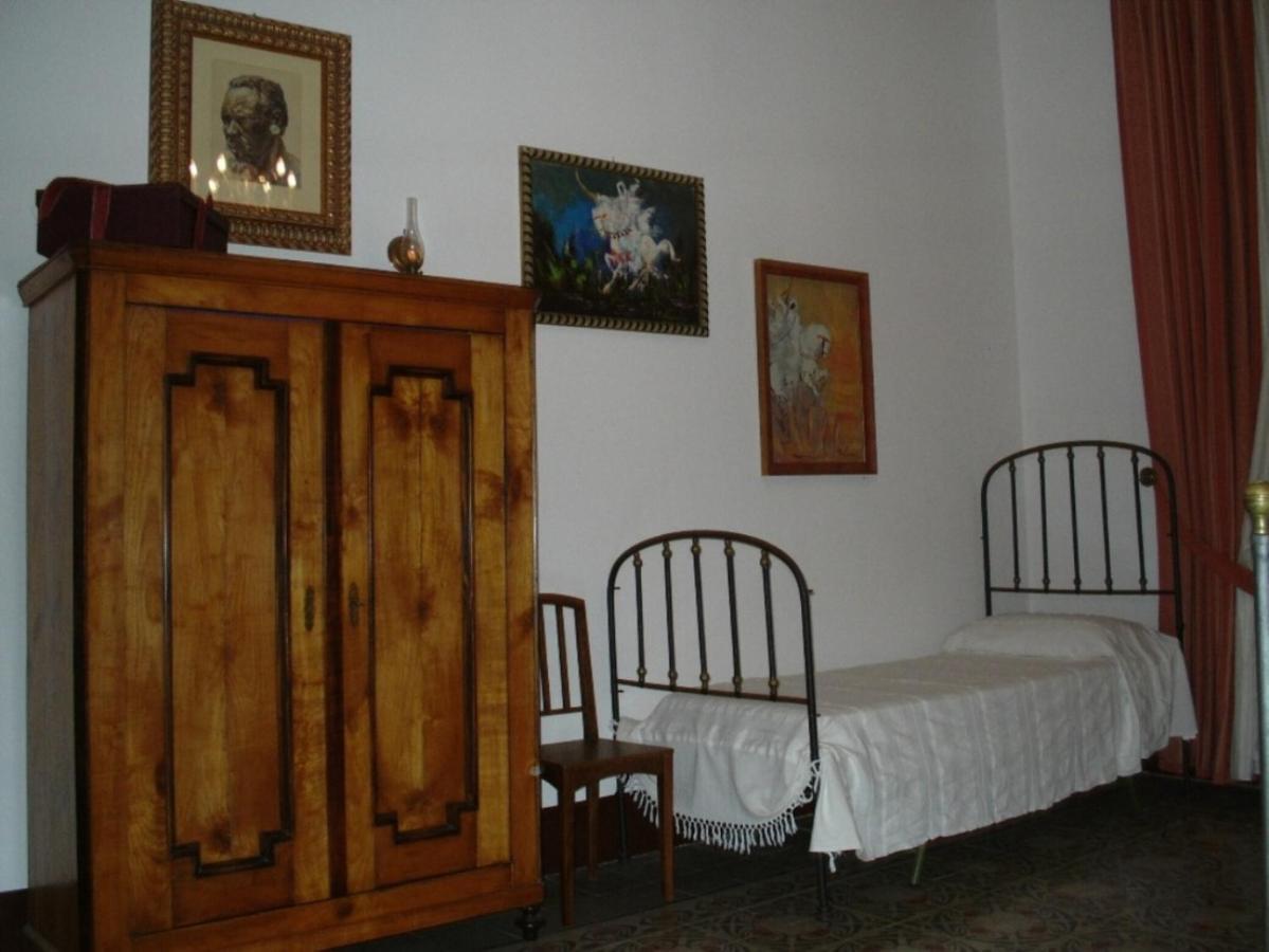 B&B Di Charme Camelie Palazzo Nicotra Riposto Dış mekan fotoğraf